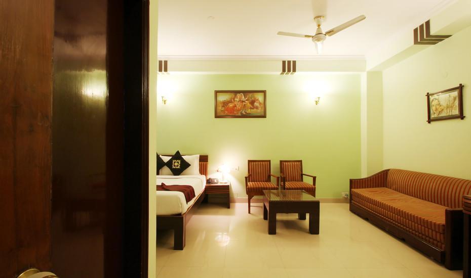 The Crest Inn Delhi  Exterior photo